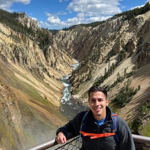 Meet your Posher, Jonathan